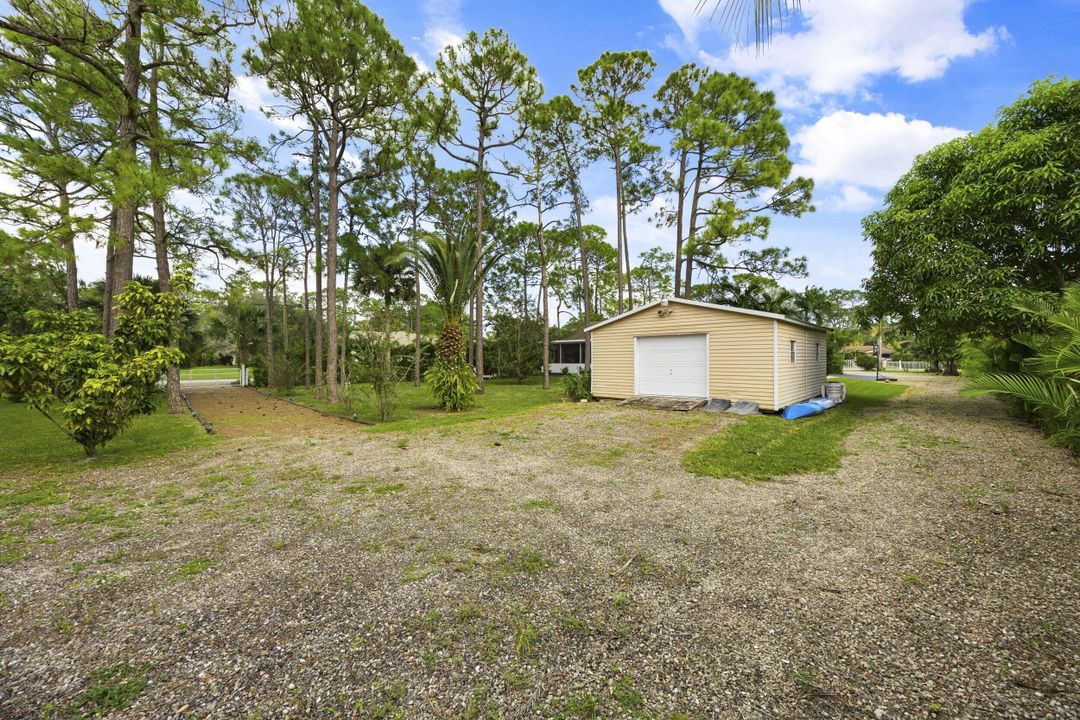 For Sale: $775,000 (3 beds, 2 baths, 2344 Square Feet)