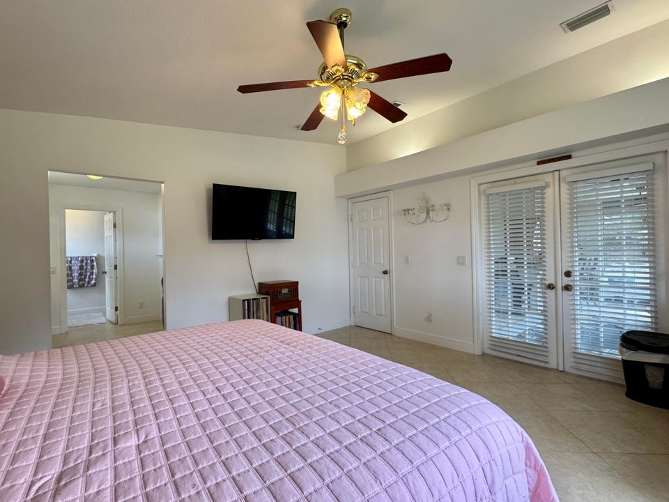 For Sale: $414,500 (3 beds, 2 baths, 1716 Square Feet)