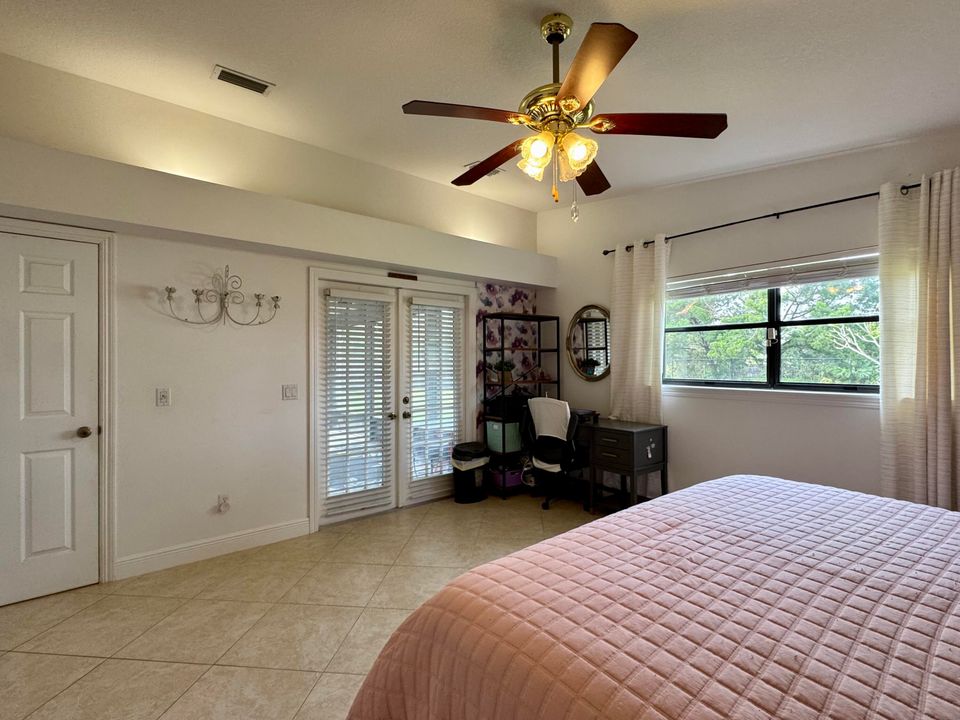 For Sale: $414,500 (3 beds, 2 baths, 1716 Square Feet)