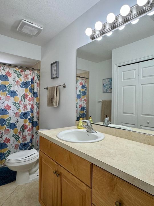 For Sale: $414,500 (3 beds, 2 baths, 1716 Square Feet)