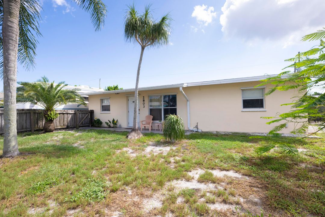 Active With Contract: $365,000 (3 beds, 2 baths, 1401 Square Feet)