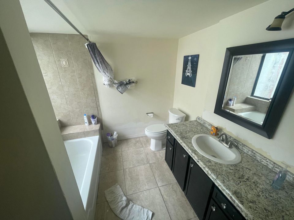 For Sale: $240,000 (2 beds, 2 baths, 1230 Square Feet)