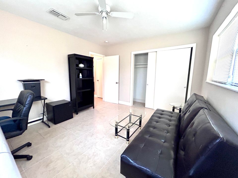 For Sale: $530,000 (3 beds, 2 baths, 1502 Square Feet)