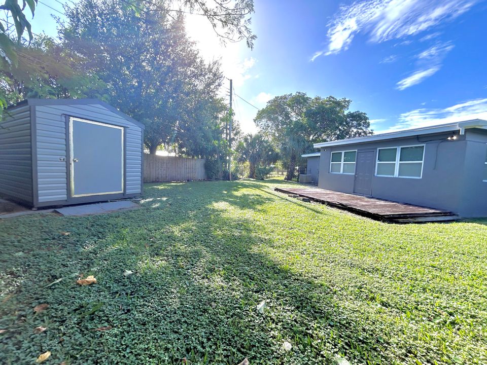 For Sale: $530,000 (3 beds, 2 baths, 1502 Square Feet)