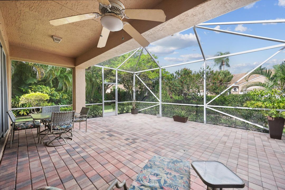 For Sale: $359,000 (3 beds, 2 baths, 1960 Square Feet)