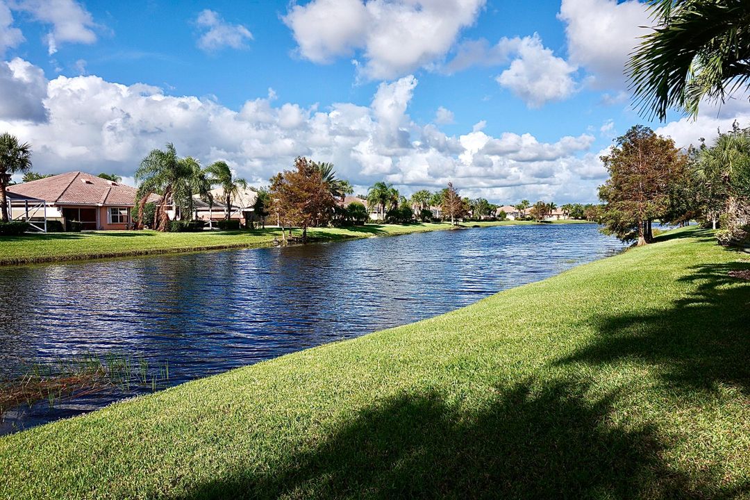 Active With Contract: $419,000 (3 beds, 2 baths, 2000 Square Feet)