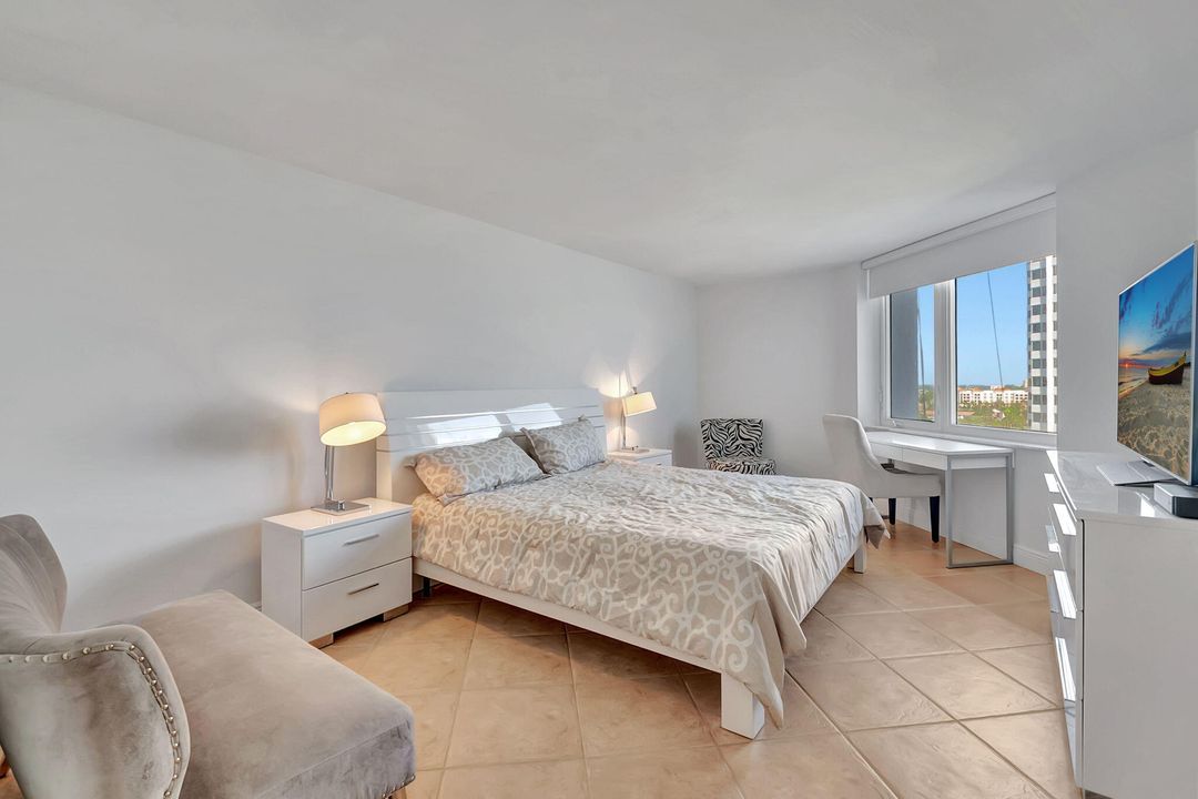 For Sale: $1,400,000 (2 beds, 2 baths, 1446 Square Feet)