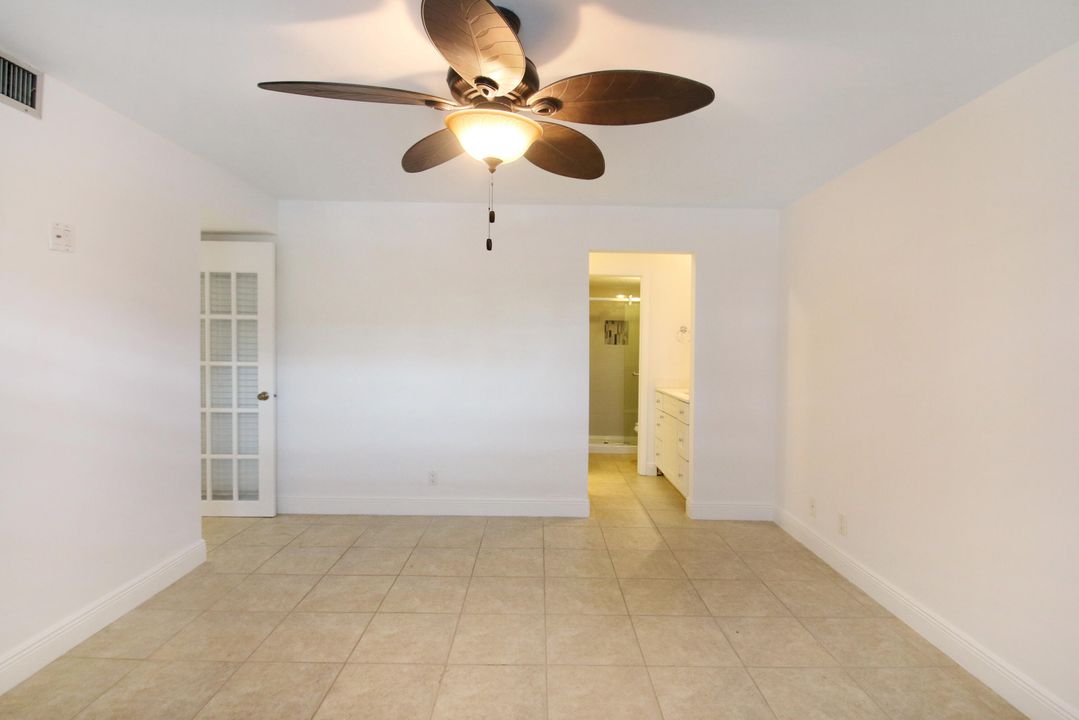 For Sale: $225,000 (1 beds, 2 baths, 1050 Square Feet)