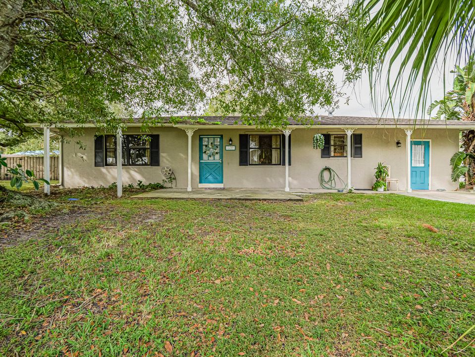 For Sale: $340,000 (3 beds, 2 baths, 1161 Square Feet)