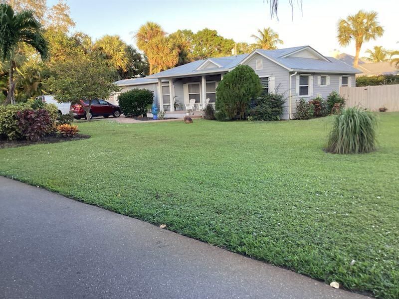 For Sale: $849,900 (3 beds, 2 baths, 1496 Square Feet)