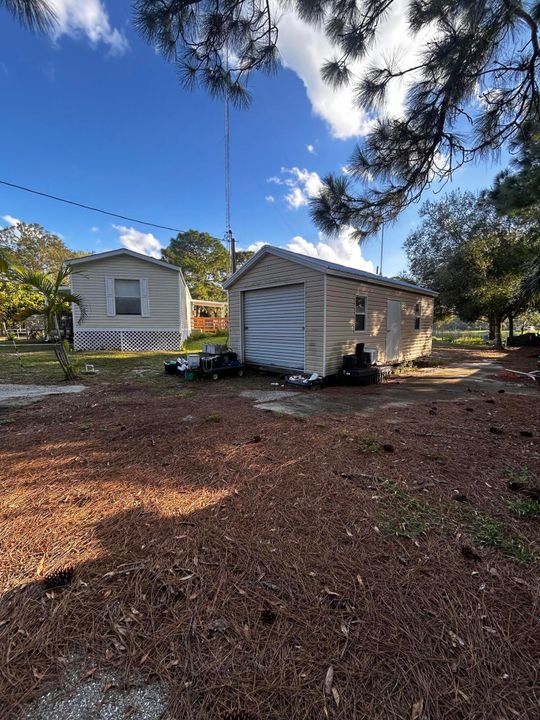 For Sale: $233,333 (3 beds, 2 baths, 924 Square Feet)