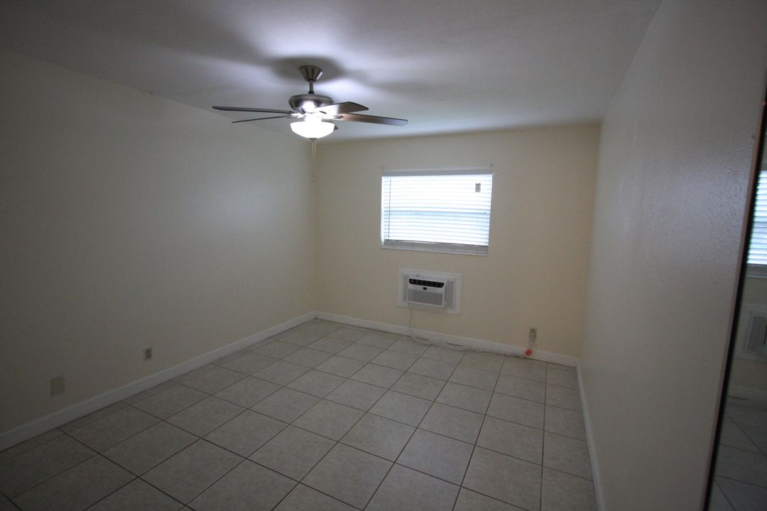 Active With Contract: $145,000 (1 beds, 1 baths, 640 Square Feet)