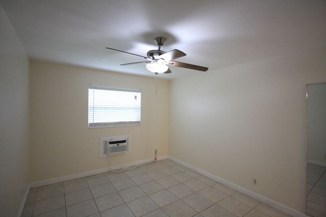 Active With Contract: $145,000 (1 beds, 1 baths, 640 Square Feet)