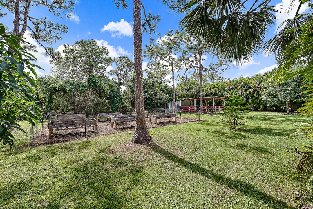 For Sale: $750,000 (3 beds, 2 baths, 1818 Square Feet)