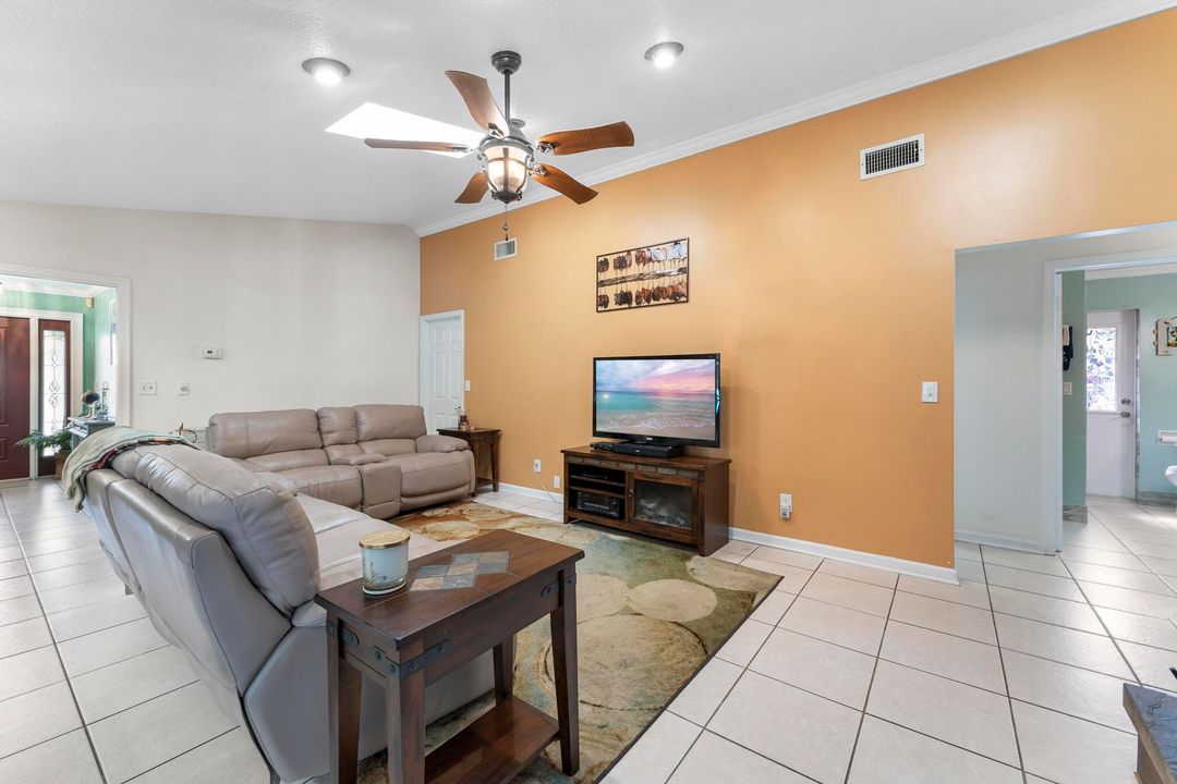 For Sale: $730,000 (4 beds, 2 baths, 2029 Square Feet)