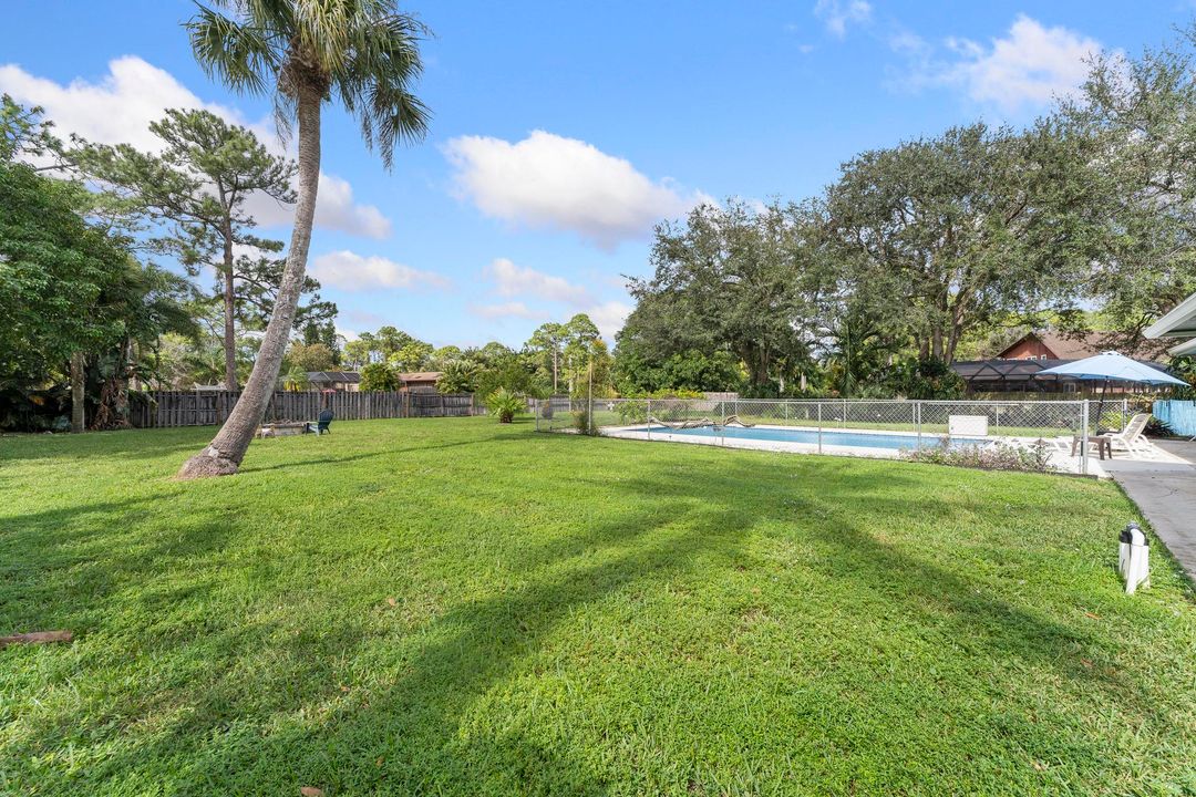 For Sale: $730,000 (4 beds, 2 baths, 2029 Square Feet)