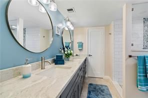 For Sale: $450,000 (2 beds, 2 baths, 1251 Square Feet)