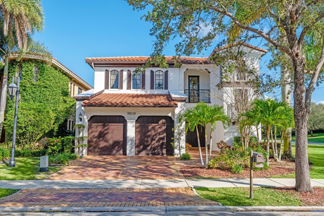 For Sale: $1,399,900 (5 beds, 4 baths, 3508 Square Feet)