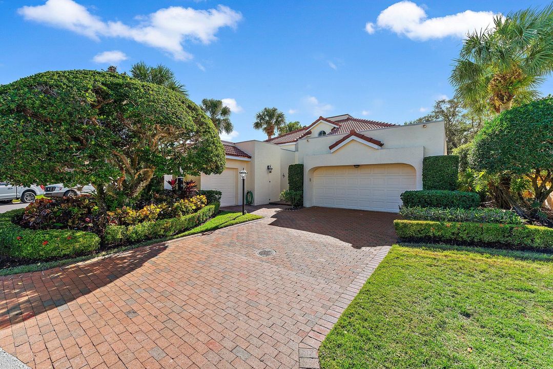 For Sale: $1,850,000 (3 beds, 3 baths, 3142 Square Feet)