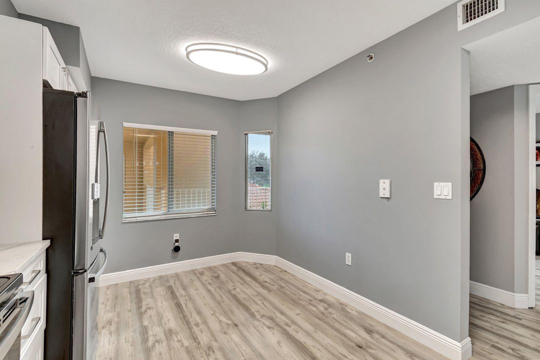 For Sale: $395,000 (3 beds, 2 baths, 1869 Square Feet)