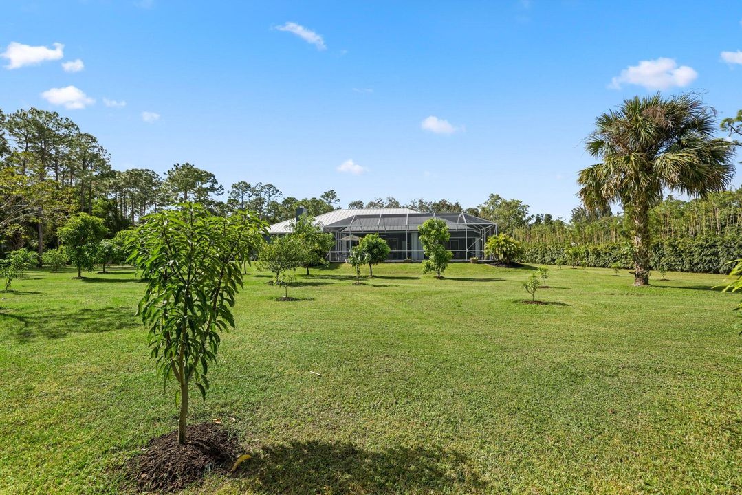 For Sale: $1,325,000 (3 beds, 2 baths, 2618 Square Feet)