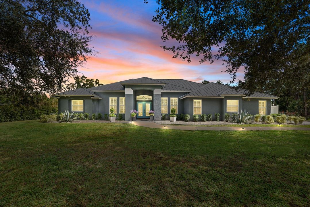 For Sale: $1,325,000 (3 beds, 2 baths, 2618 Square Feet)