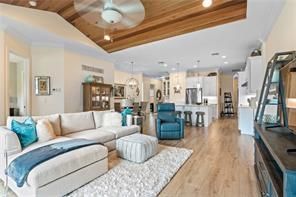 For Sale: $579,000 (3 beds, 3 baths, 1774 Square Feet)