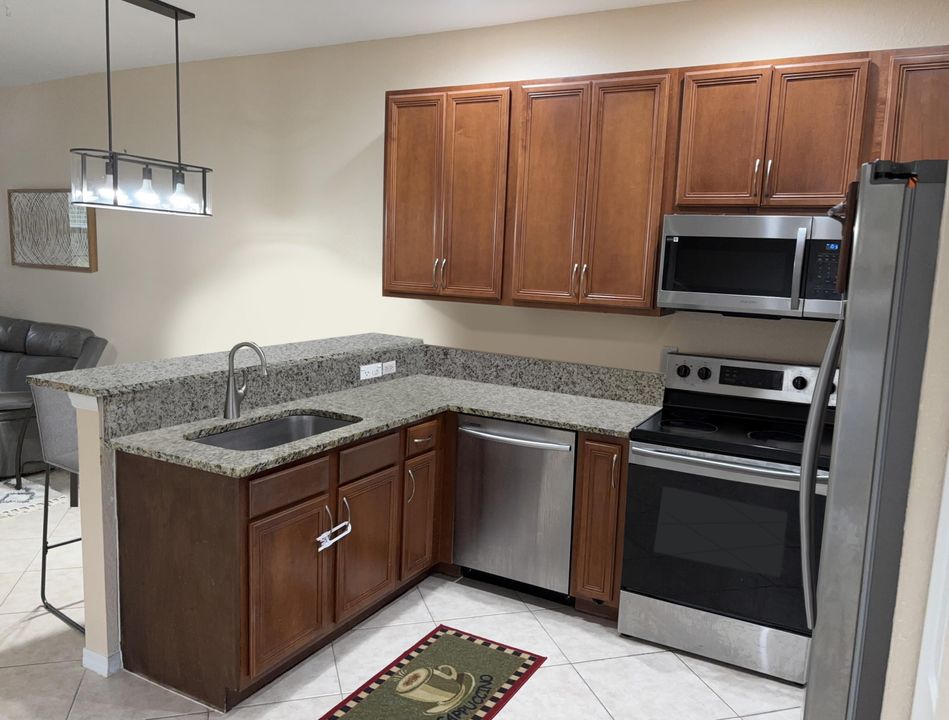 For Rent: $3,100 (2 beds, 2 baths, 1542 Square Feet)