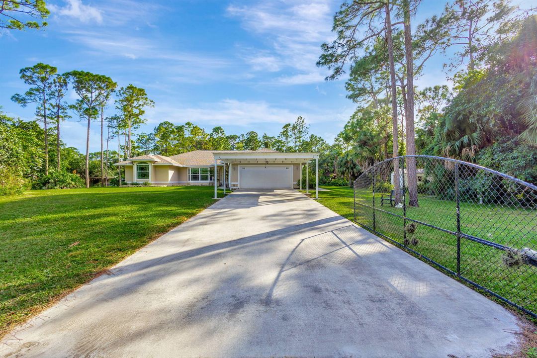 For Sale: $830,000 (3 beds, 2 baths, 1914 Square Feet)