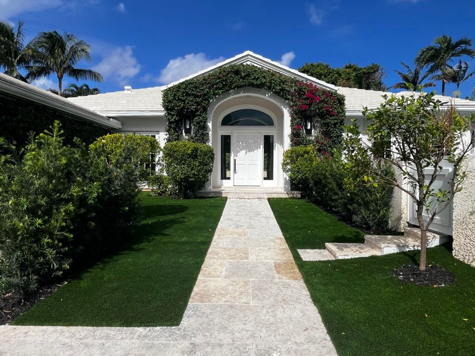 For Sale: $12,400,000 (4 beds, 4 baths, 3523 Square Feet)