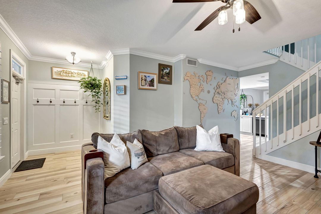 For Sale: $724,500 (3 beds, 2 baths, 1800 Square Feet)