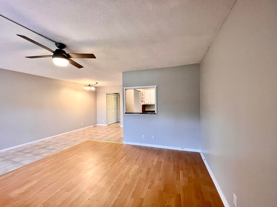 For Rent: $1,475 (1 beds, 1 baths, 684 Square Feet)