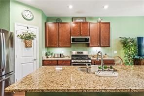 For Sale: $396,800 (3 beds, 2 baths, 1728 Square Feet)