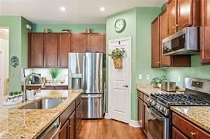 For Sale: $396,800 (3 beds, 2 baths, 1728 Square Feet)