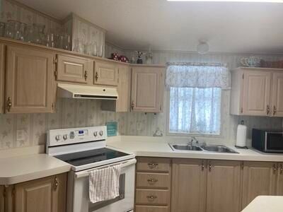 For Sale: $70,000 (2 beds, 2 baths, 980 Square Feet)