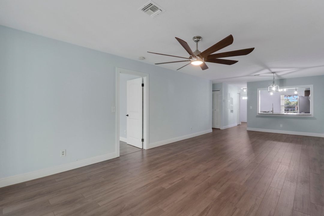 For Rent: $2,100 (2 beds, 2 baths, 1186 Square Feet)