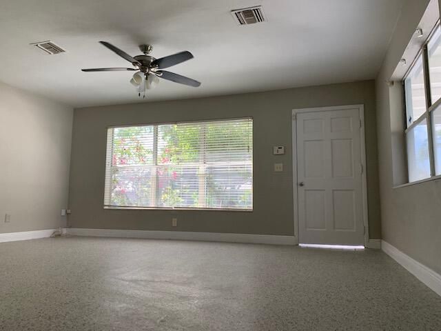 For Rent: $3,250 (3 beds, 2 baths, 1464 Square Feet)