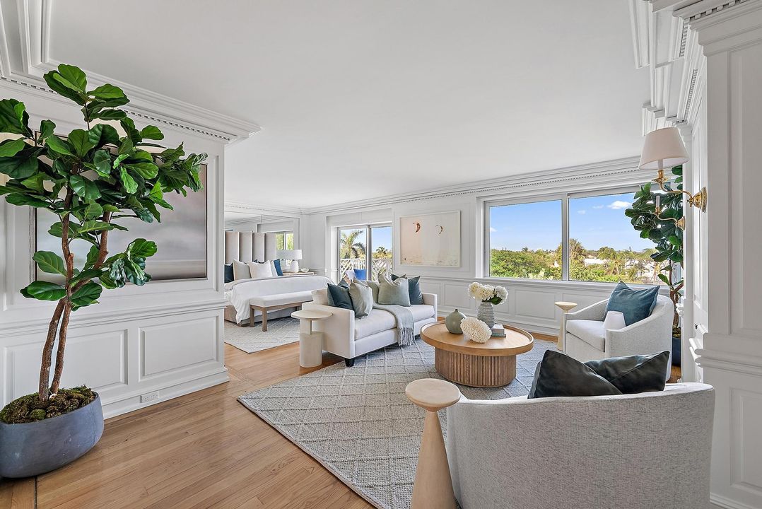 For Sale: $3,695,000 (3 beds, 4 baths, 2263 Square Feet)