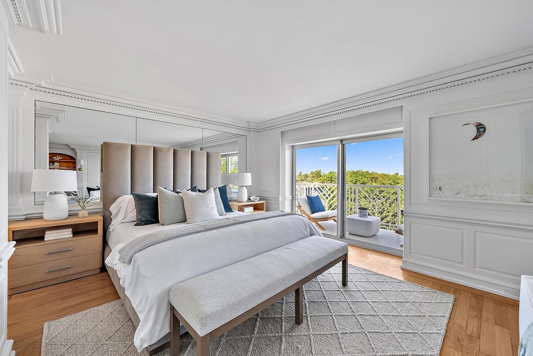 For Sale: $3,695,000 (3 beds, 4 baths, 2263 Square Feet)