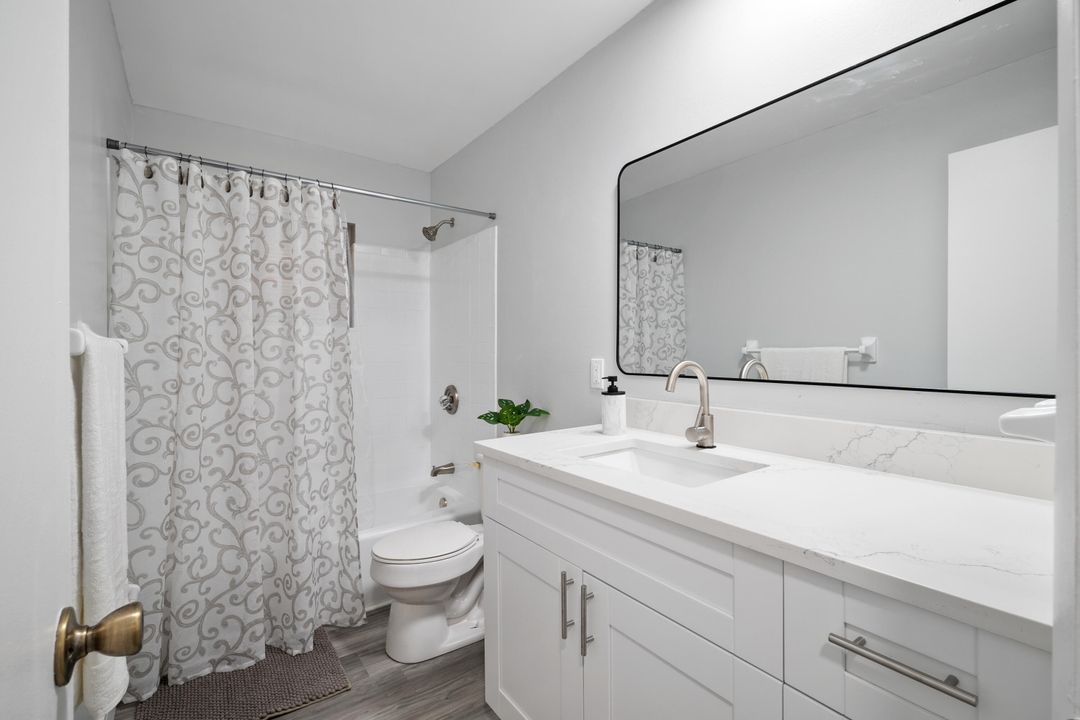 For Sale: $339,000 (3 beds, 2 baths, 1121 Square Feet)