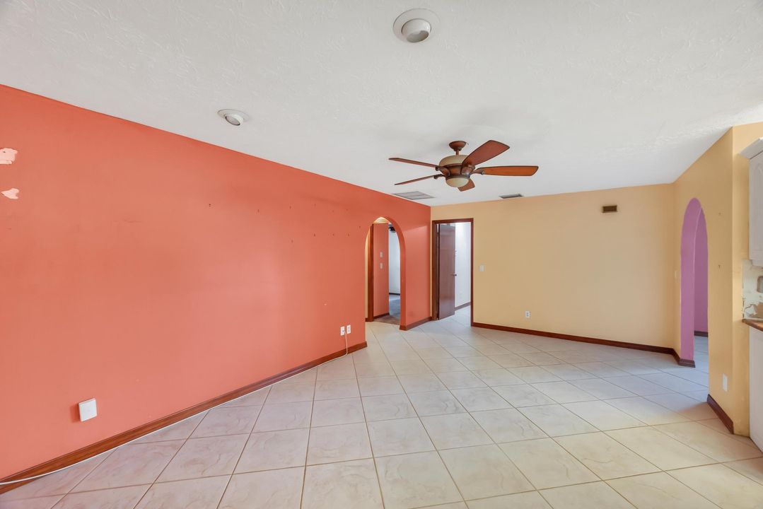 For Sale: $350,000 (3 beds, 2 baths, 1844 Square Feet)