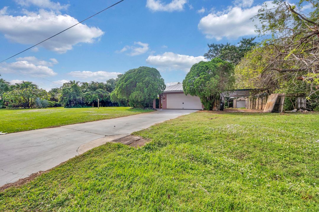 For Sale: $350,000 (3 beds, 2 baths, 1844 Square Feet)