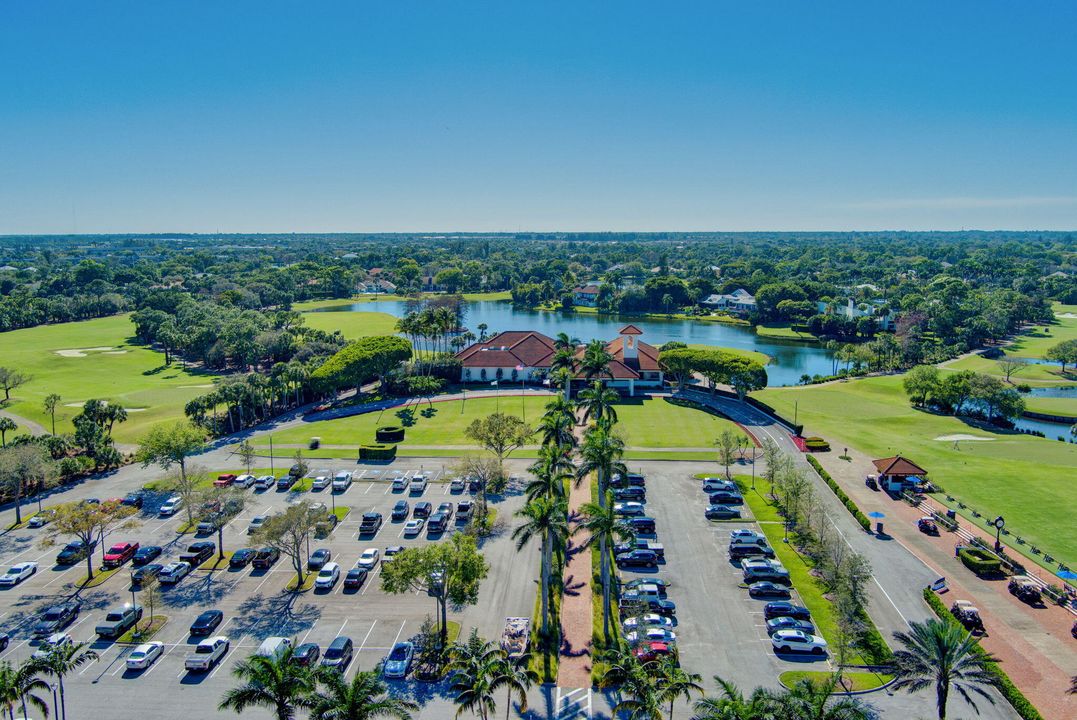 For Sale: $2,549,000 (3 beds, 3 baths, 2782 Square Feet)