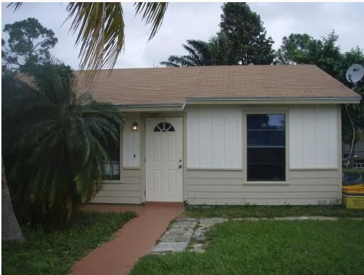 For Rent: $2,600 (3 beds, 2 baths, 1050 Square Feet)