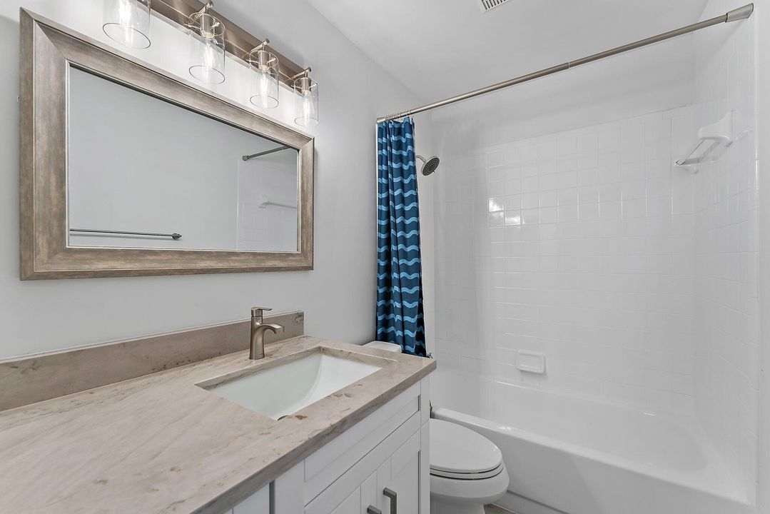 For Sale: $374,950 (2 beds, 2 baths, 1176 Square Feet)