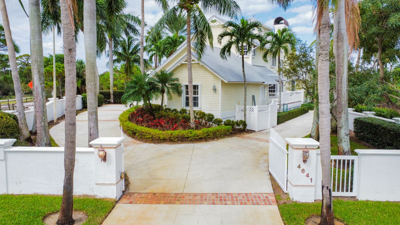 For Sale: $1,700,000 (3 beds, 2 baths, 3445 Square Feet)