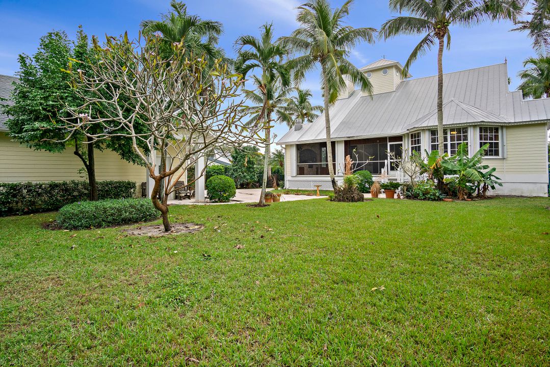 For Sale: $1,700,000 (3 beds, 2 baths, 3445 Square Feet)