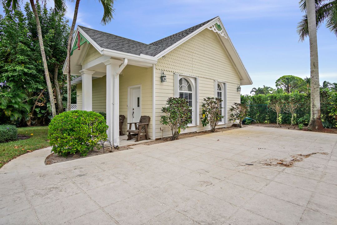 For Sale: $1,700,000 (3 beds, 2 baths, 3445 Square Feet)