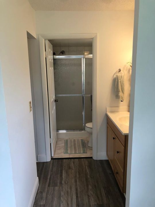 For Rent: $1,685 (1 beds, 1 baths, 704 Square Feet)