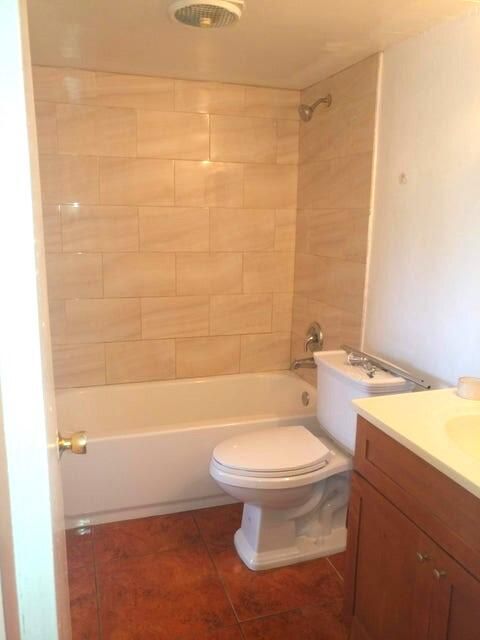 For Rent: $2,000 (1 beds, 1 baths, 720 Square Feet)